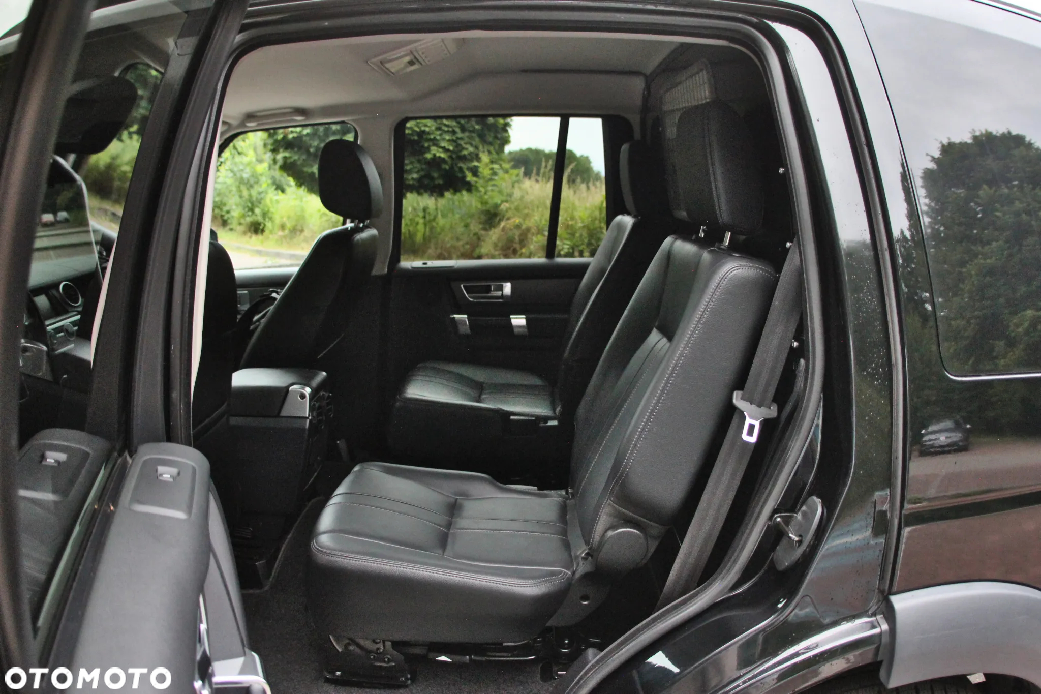 Land Rover Discovery - 25