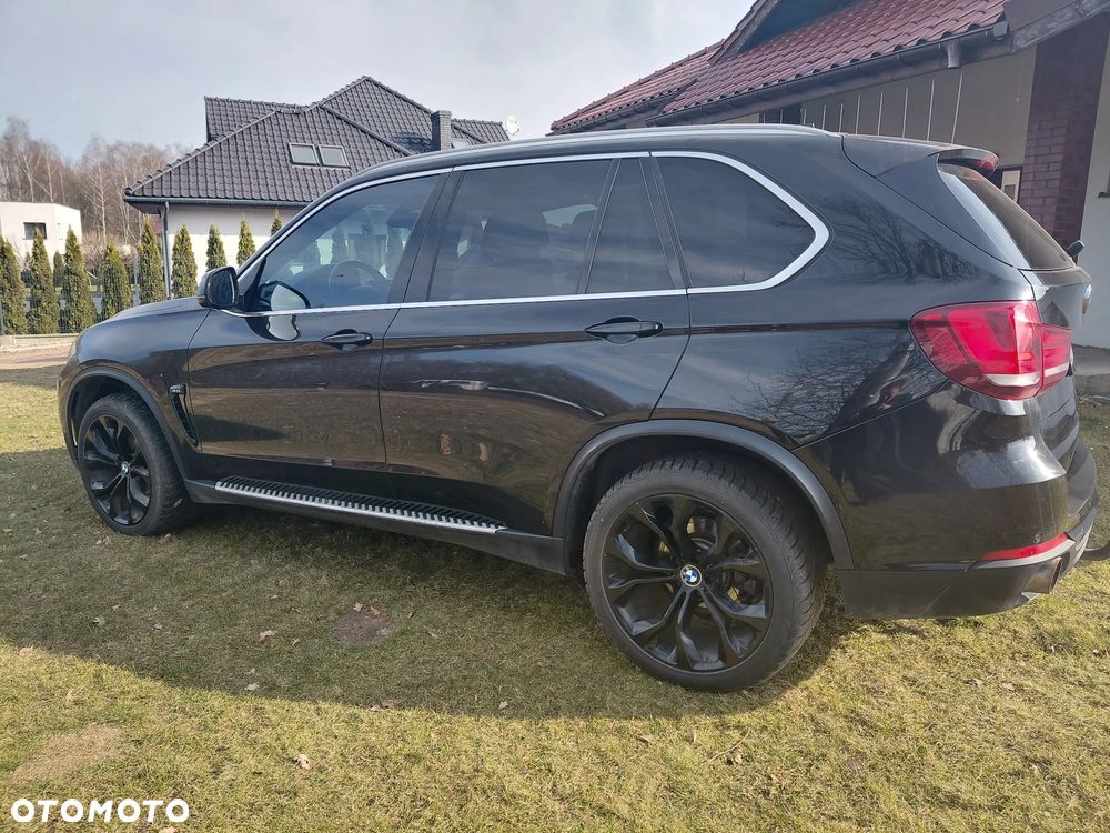 BMW X5 xDrive30d Sport-Aut - 32