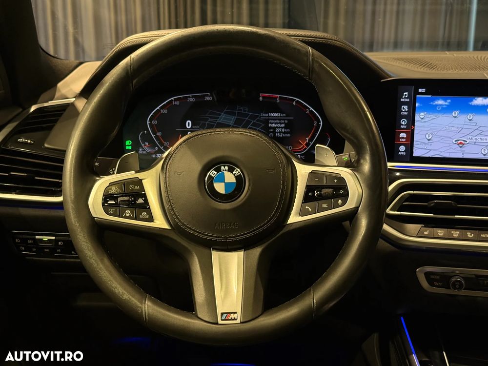 BMW X5 xDrive30d - 37