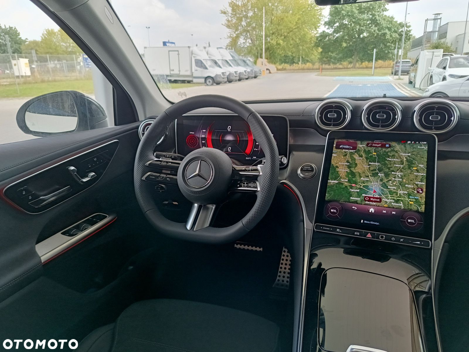Mercedes-Benz GLC - 25