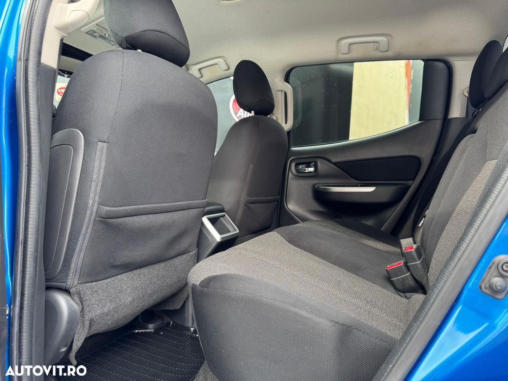 Mitsubishi l200 - 25