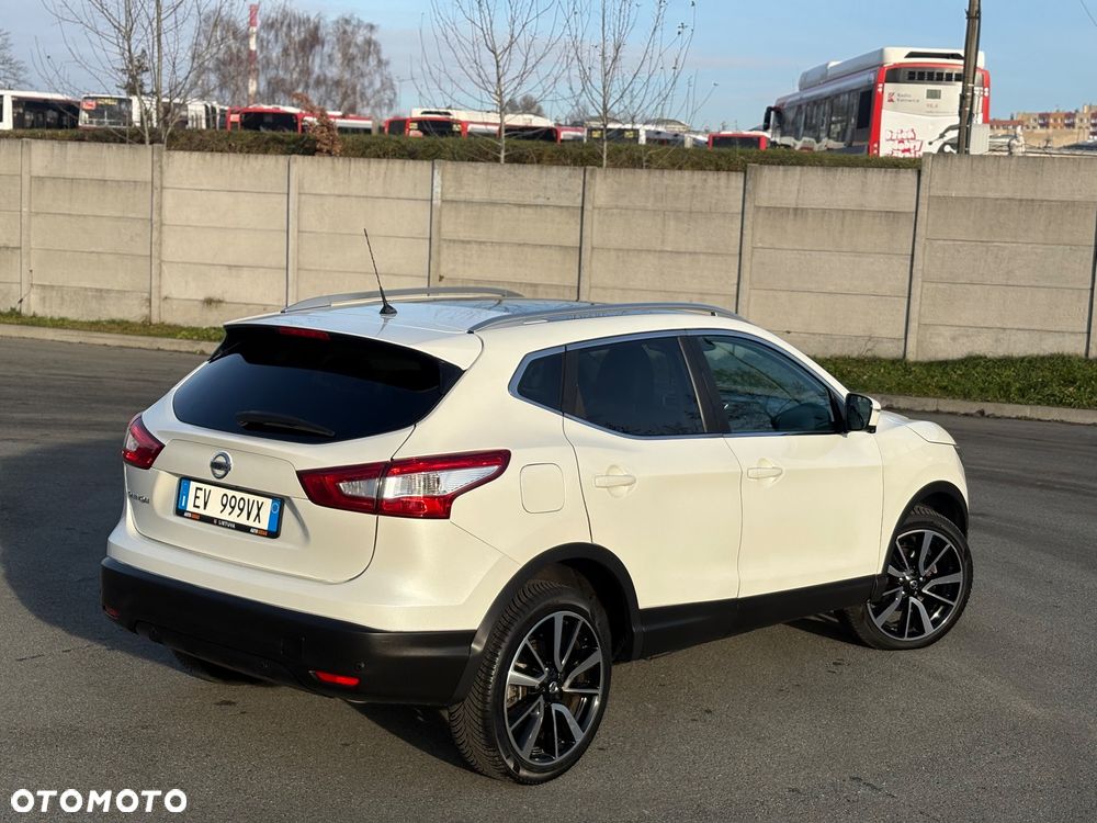 Nissan Qashqai 1.6 DCi ALL-MODE 4x4i TEKNA - 4