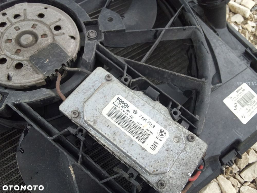 CC CHŁODNICA WODY KLIMY WENTYLATOR MODUŁ BMW 3 E90 E91 LCI 320i 7563259 - 7