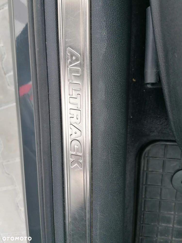 Volkswagen Passat - 9