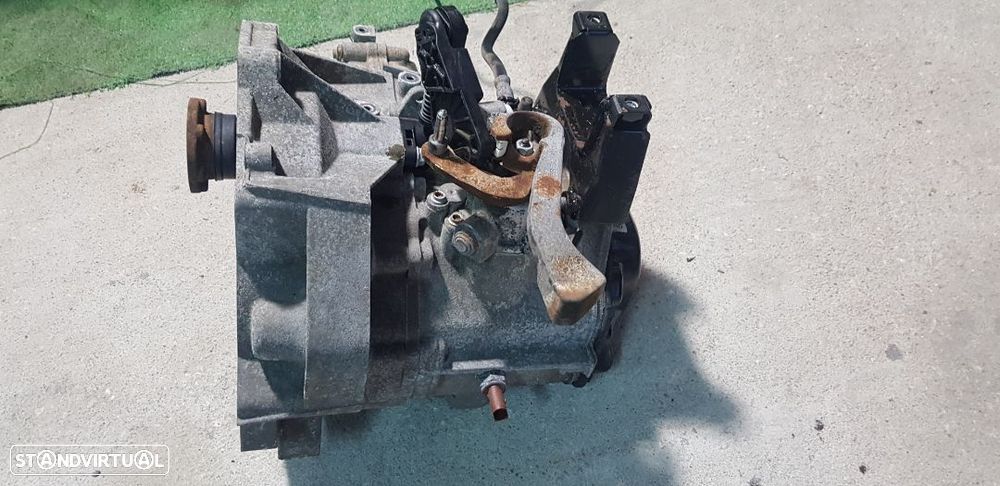 Caixa de velocidades Vw polo Seat ibiza Skoda Fabia 1.2 12v Ref. LNR - 3