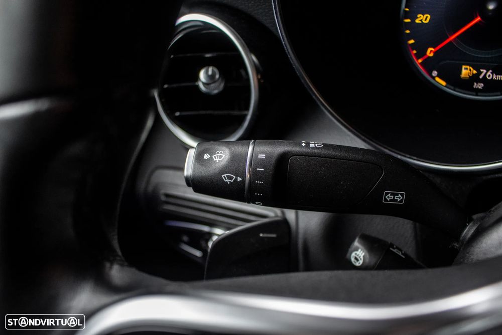 Mercedes-Benz GLC 300 e 4Matic 9G-TRONIC AMG Line - 14