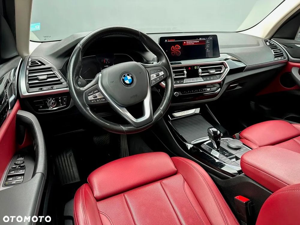 BMW X3 xDrive20i - 11