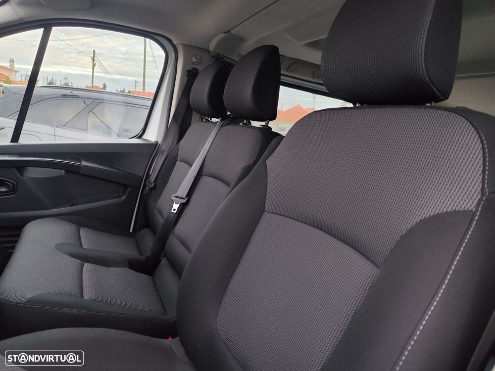 Renault Trafic 2.0 dCi L2H1 1.2T G.Life - 31