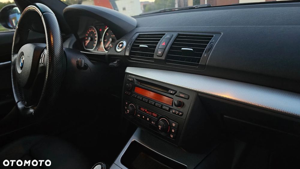 BMW Seria 1 118i - 11