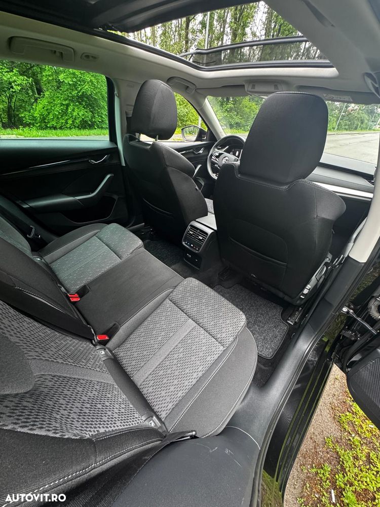 Skoda Octavia 2.0 TDI DSG Clever - 6