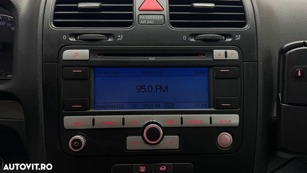 Volkswagen Golf 1.9 TDI Comfortline - 19