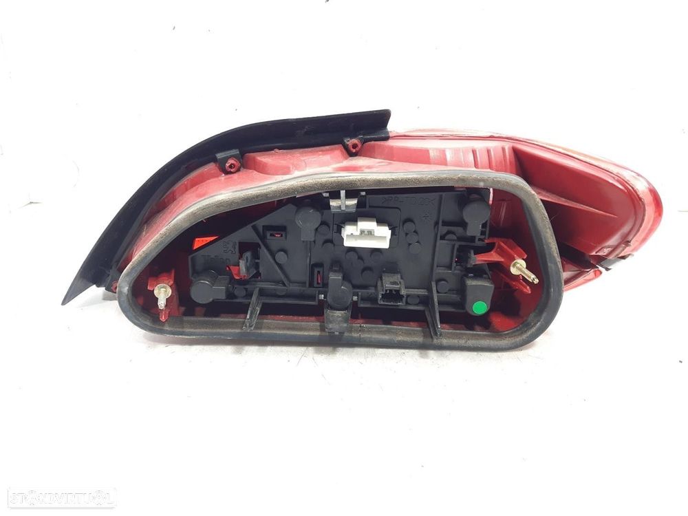 FAROLIM TRASEIRO ESQUERDO PEUGEOT 406 2000 -6350E8 - 1