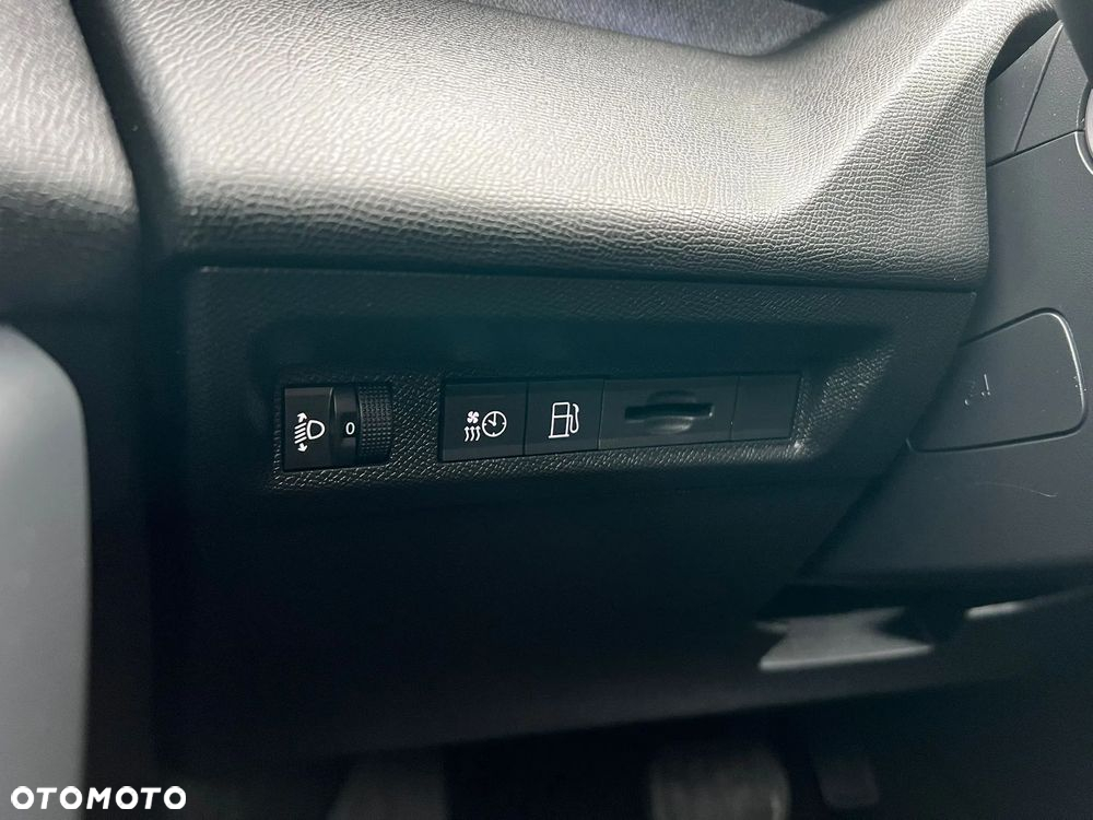 Peugeot 308 - 28
