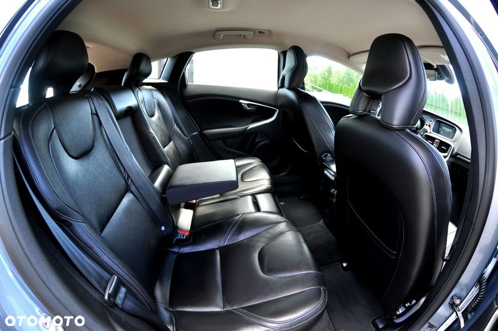 Volvo V40 D2 Geartronic Inscription - 20