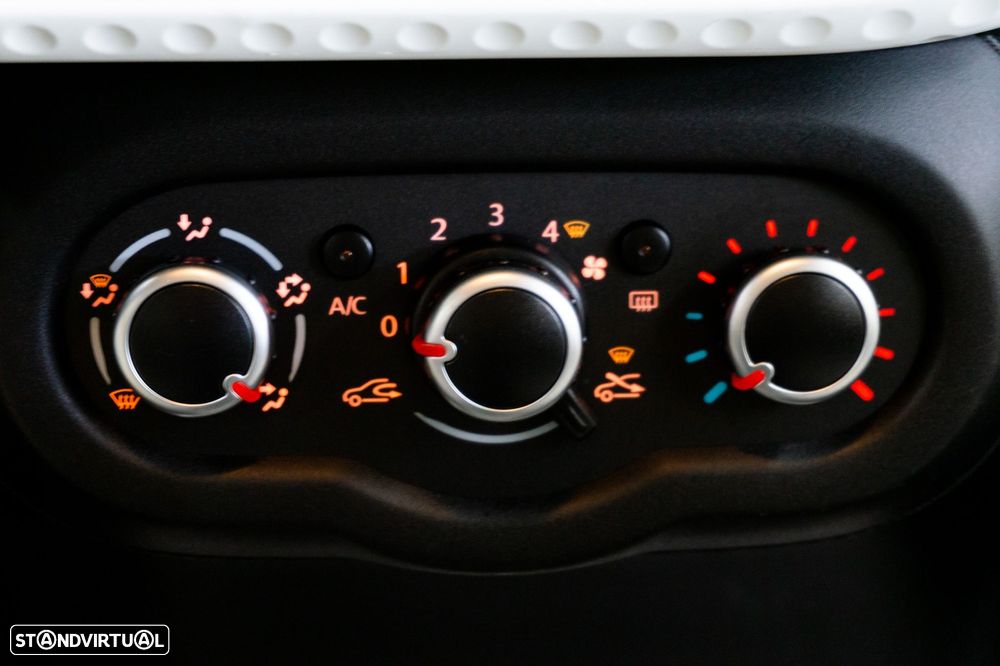 Renault Twingo 1.0 SCe Night&Day - 28