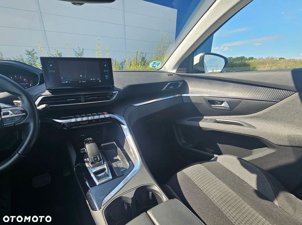 Peugeot 3008 1.2 PureTech Active Pack S&S EAT8 - 12