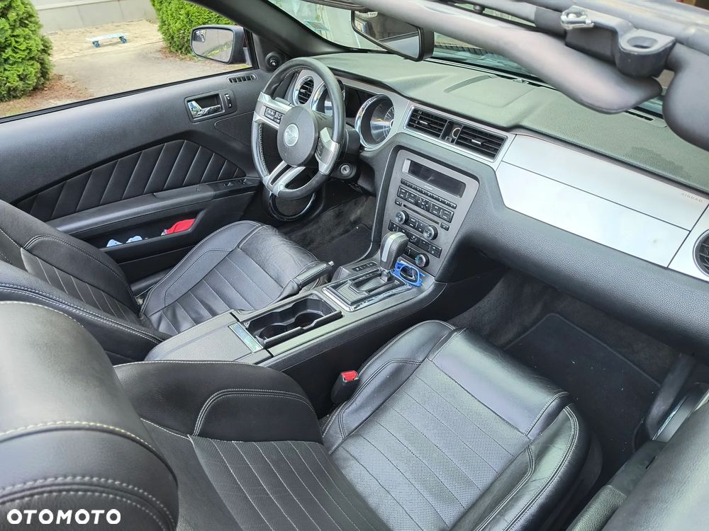 Ford Mustang 3.7 V6 Premium - 5