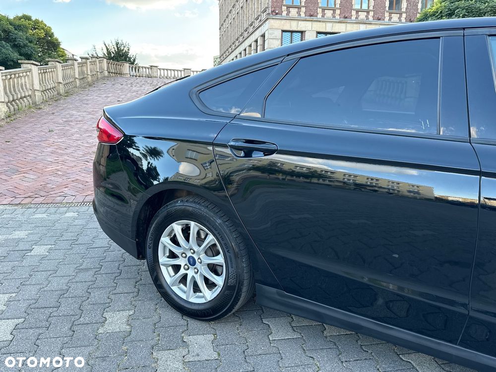 Ford Mondeo 2.0 EcoBlue Titanium - 21