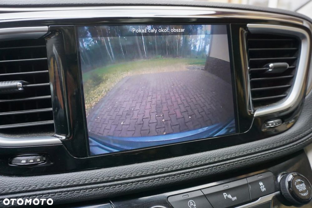 Chrysler Pacifica - 21