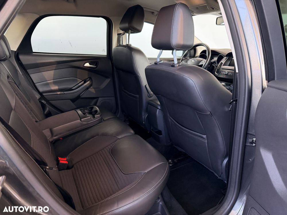 Ford Focus Turnier 1.5 EcoBlue Start-Stopp-System Aut. TITANIUM X - 28