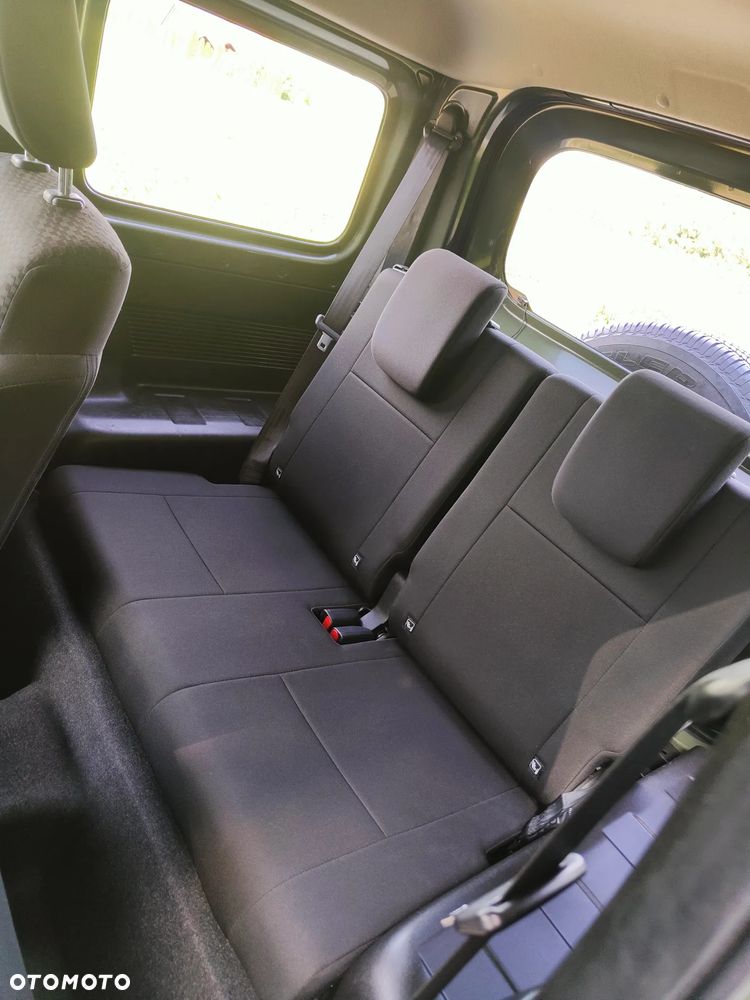 Suzuki Jimny 1.5 Premium - 9
