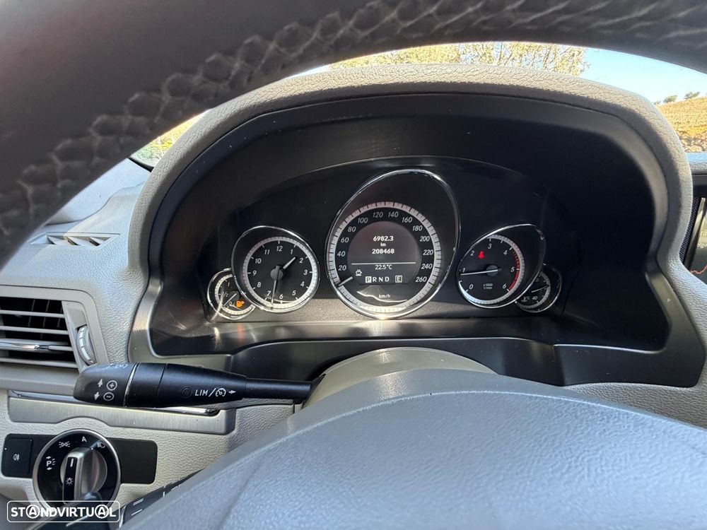 Mercedes-Benz E 250 CDI Avantgarde BlueEfficiency - 6