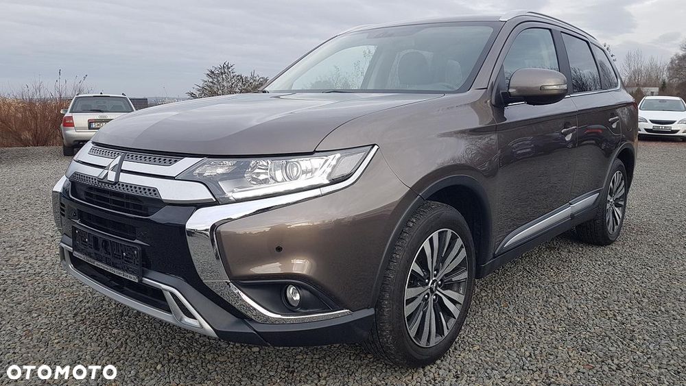 Mitsubishi Outlander 2.0 2WD CVT Spirit - 4