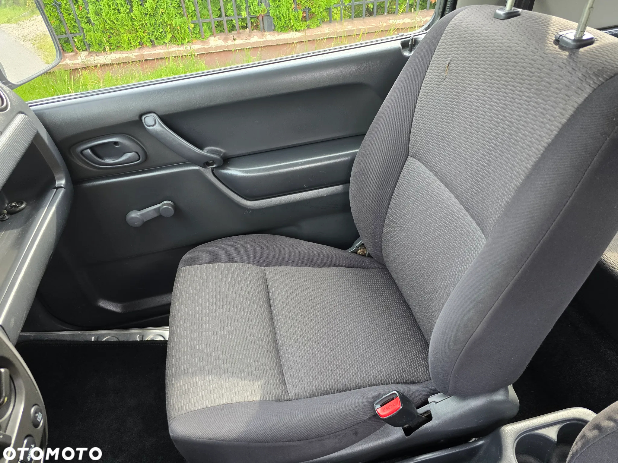 Suzuki Jimny - 11