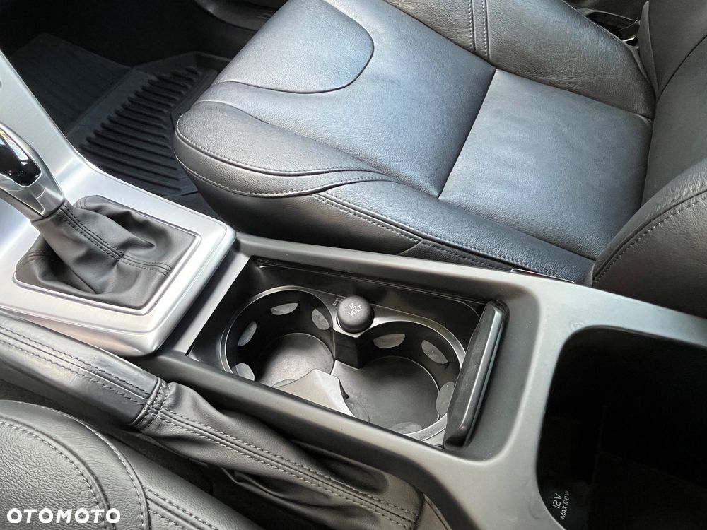 Volvo V40 T3 Drive-E Inscription - 29