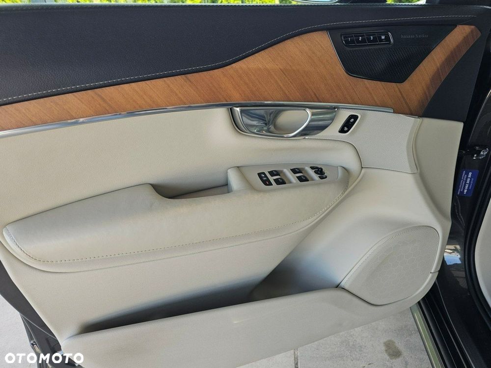 Volvo XC 90 - 15