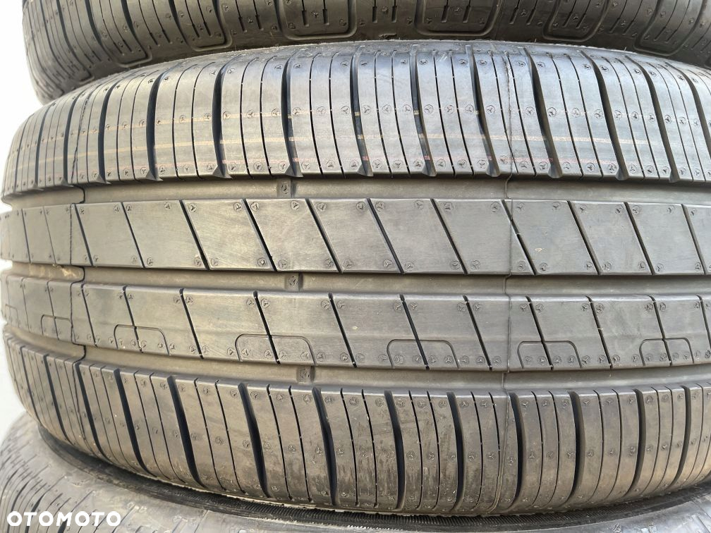 205/55/17 91V GOODYEAR EFFICIENTGRIP PERFORMANCE - 2