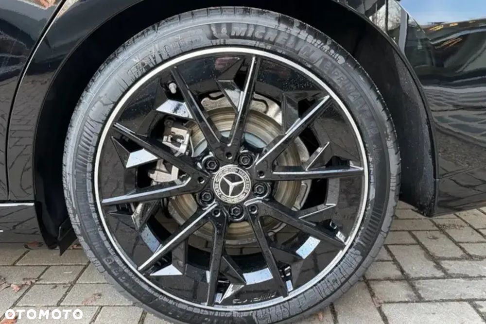 Mercedes-Benz CLA 200 mHEV 8G-DCT - 11