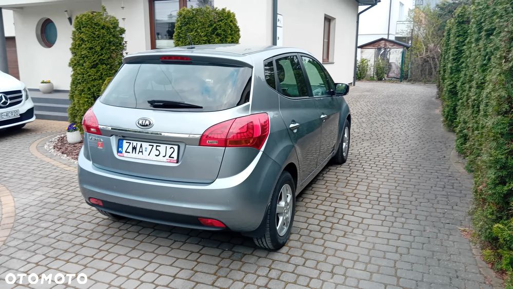 Kia Venga 1.6 Business Line - 11
