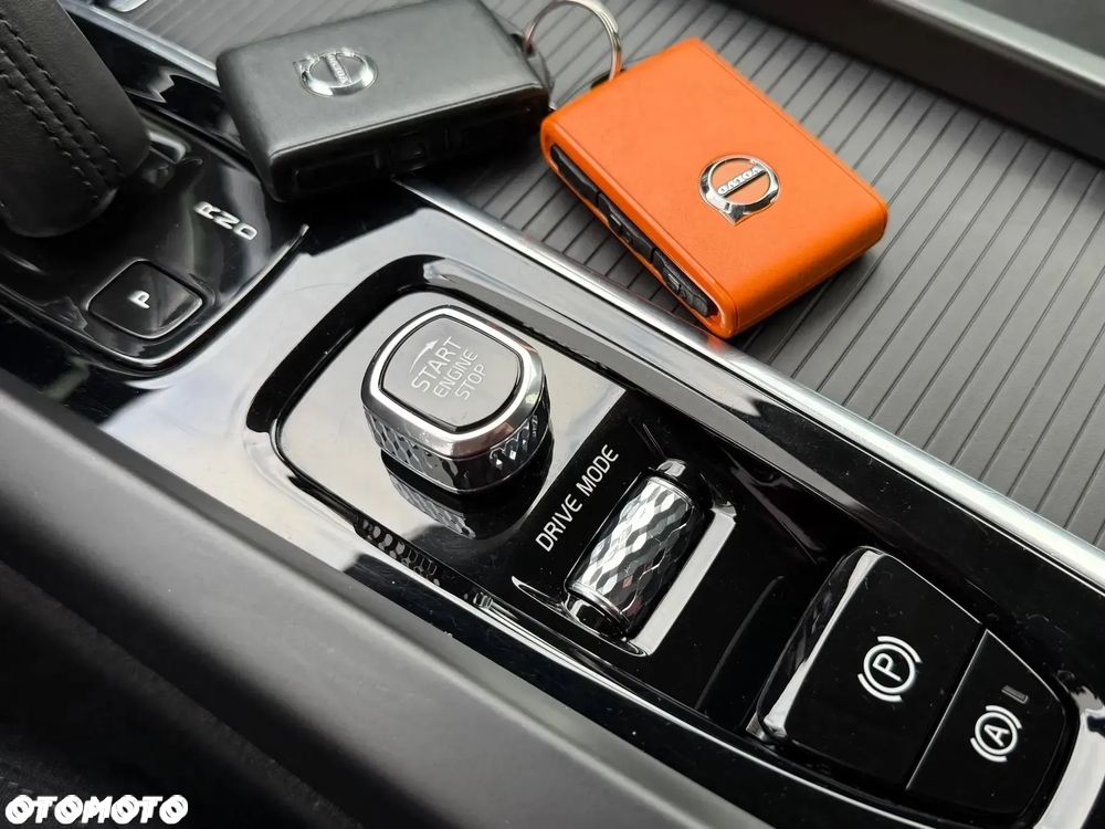 Volvo XC 60 B4 B Geartronic Momentum Pro - 14