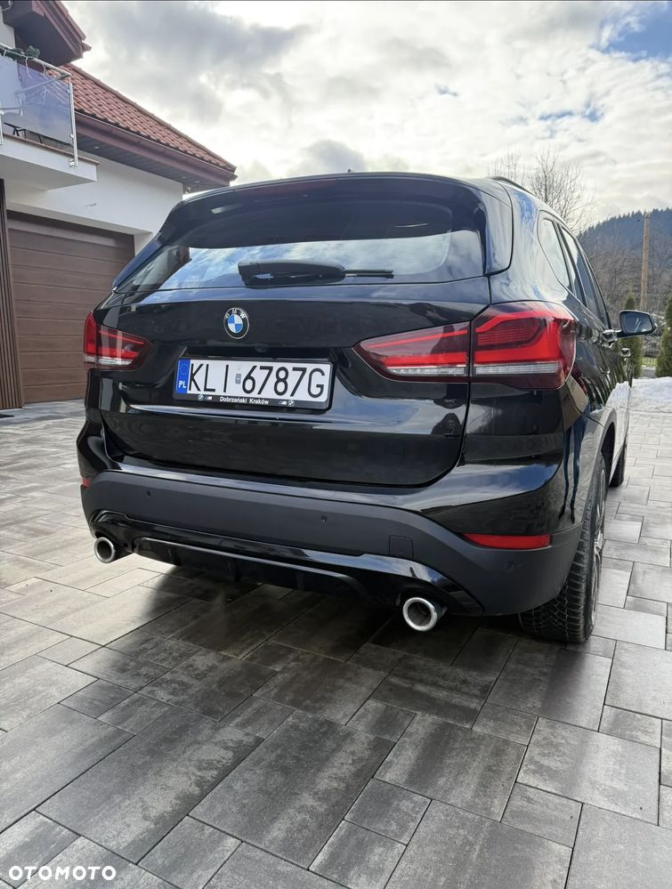BMW X1 xDrive18d - 13