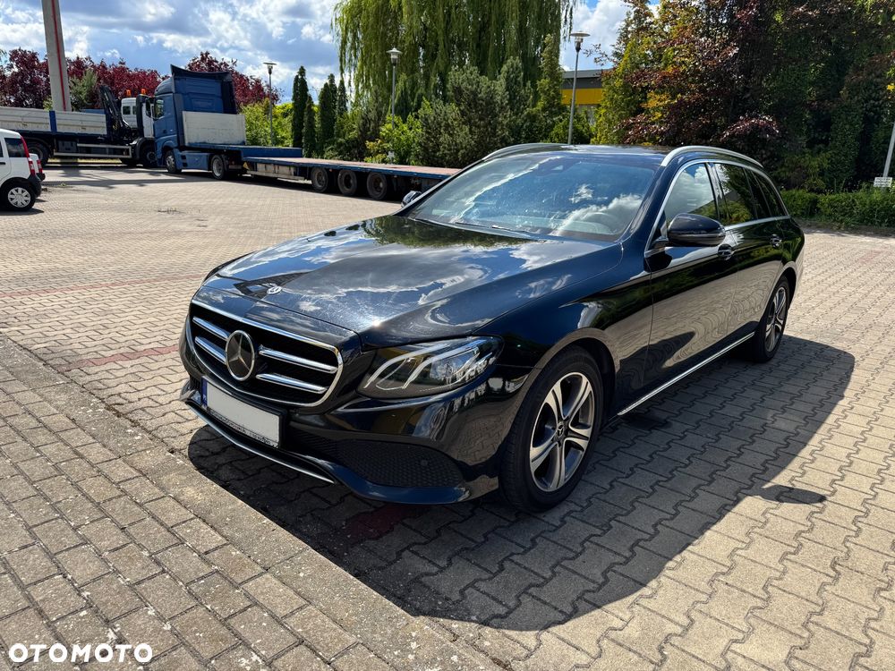 Mercedes-Benz Klasa E 220 d 4-Matic Avantgarde - 1