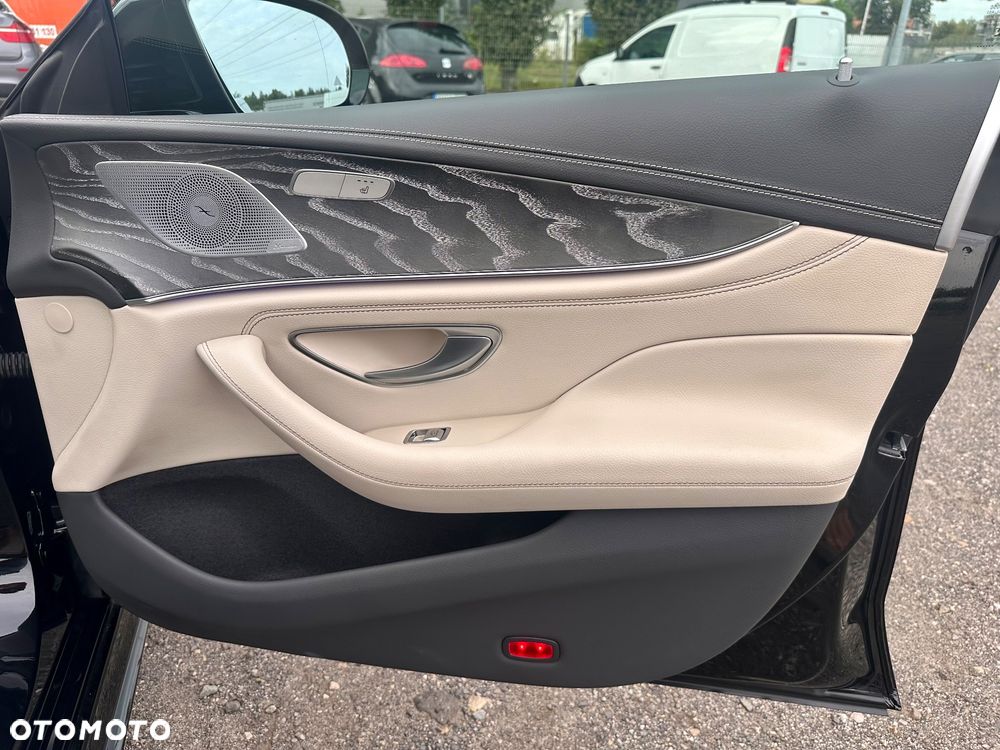 Mercedes-Benz CLS 350 9G-TRONIC AMG Line - 20