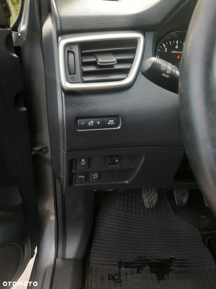 Nissan Qashqai 1.2 DIG-T Tekna - 17