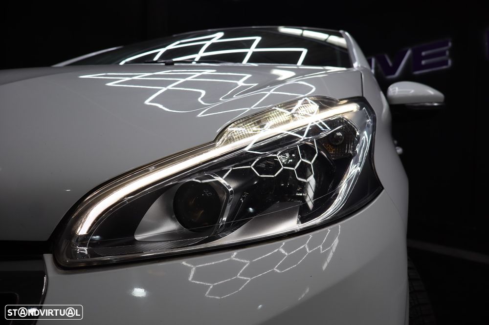 Peugeot 208 PureTech 82 Winter Edition - 3