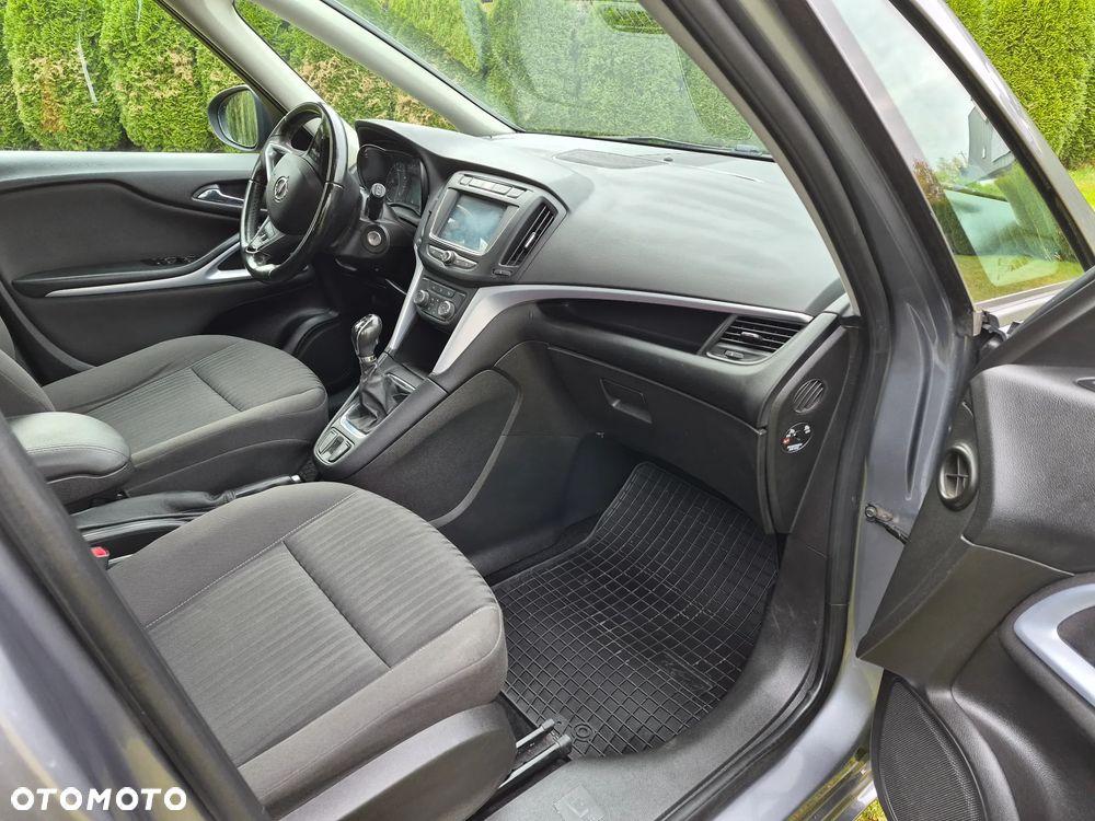 Opel Zafira - 13