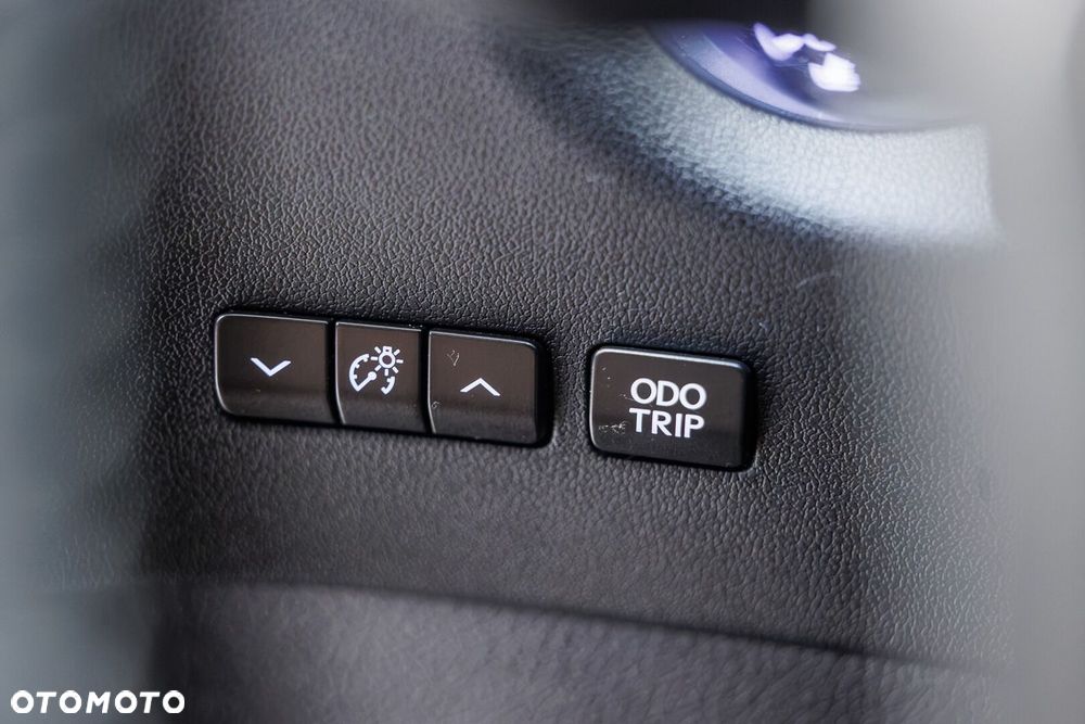 Lexus NX 300h Elite AWD - 33