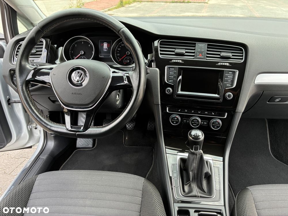 Volkswagen Golf 1.6 TDI BMT Trendline - 13