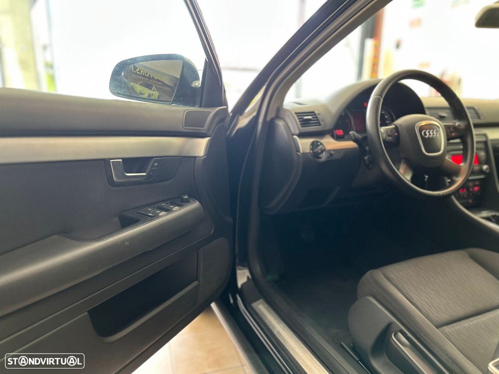 Audi A4 1.9 TDI Sport - 21