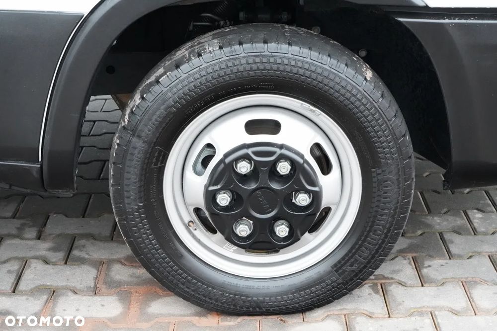 Iveco DAILY 35-160 / KONTENER 4,3 M / WINDA / BLIŹNIAK   DMC: 3500 KG /  2022 - 19