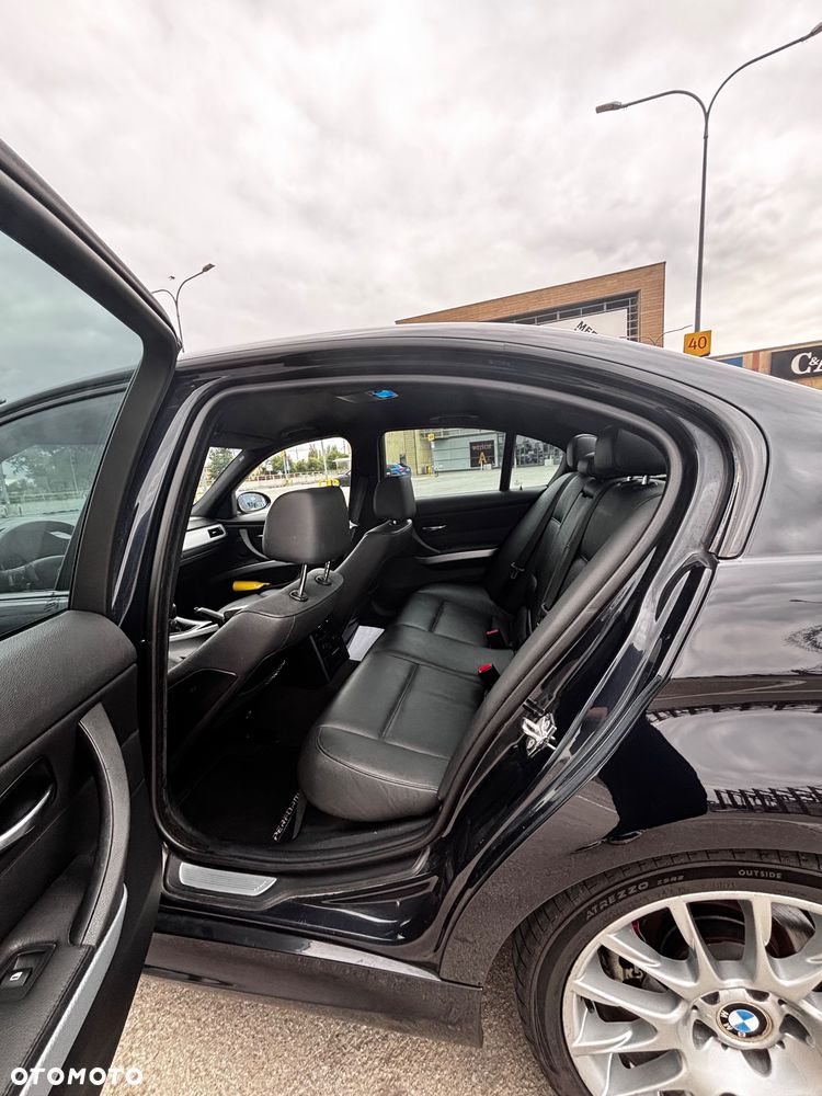 BMW Seria 3 320d - 11