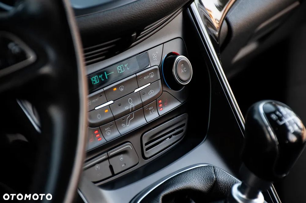 Ford Kuga 1.5 EcoBoost 2x4 Cool & Connect - 8