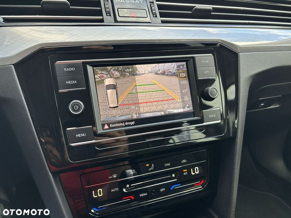 Volkswagen Passat 1.5 TSI EVO Business DSG - 24