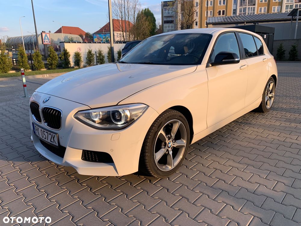 BMW Seria 1 118d Sport Line - 2