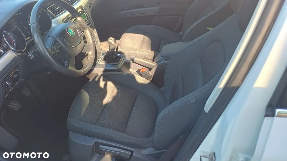 Skoda Superb Combi 2.0 TDI Comfort - 17