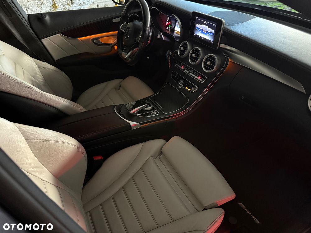 Mercedes-Benz Klasa C 200 4-Matic 7G-TRONIC - 13